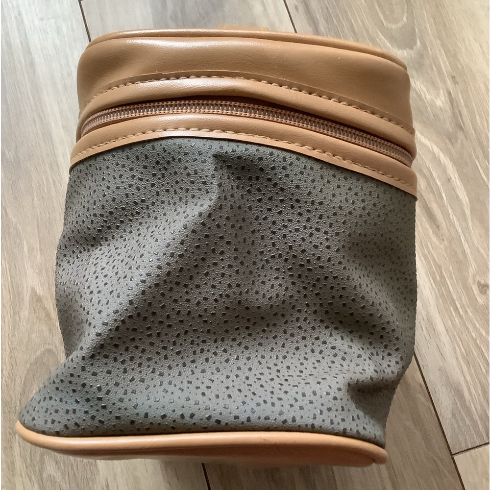 Vintage Estée Lauder cosmetics bag - Picture 7 of 11